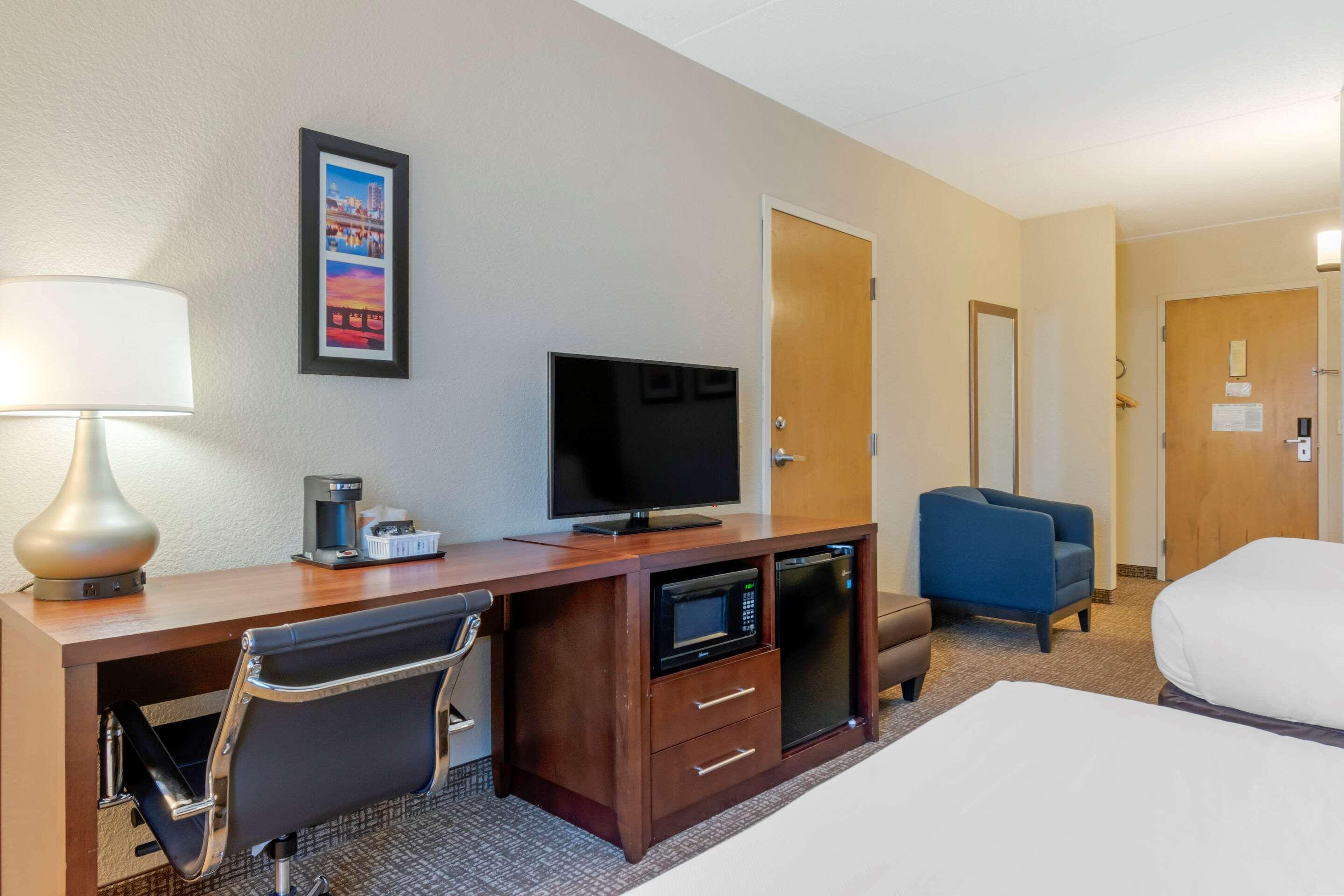 Comfort Inn Mechanicsburg - Harrisburg South Экстерьер фото