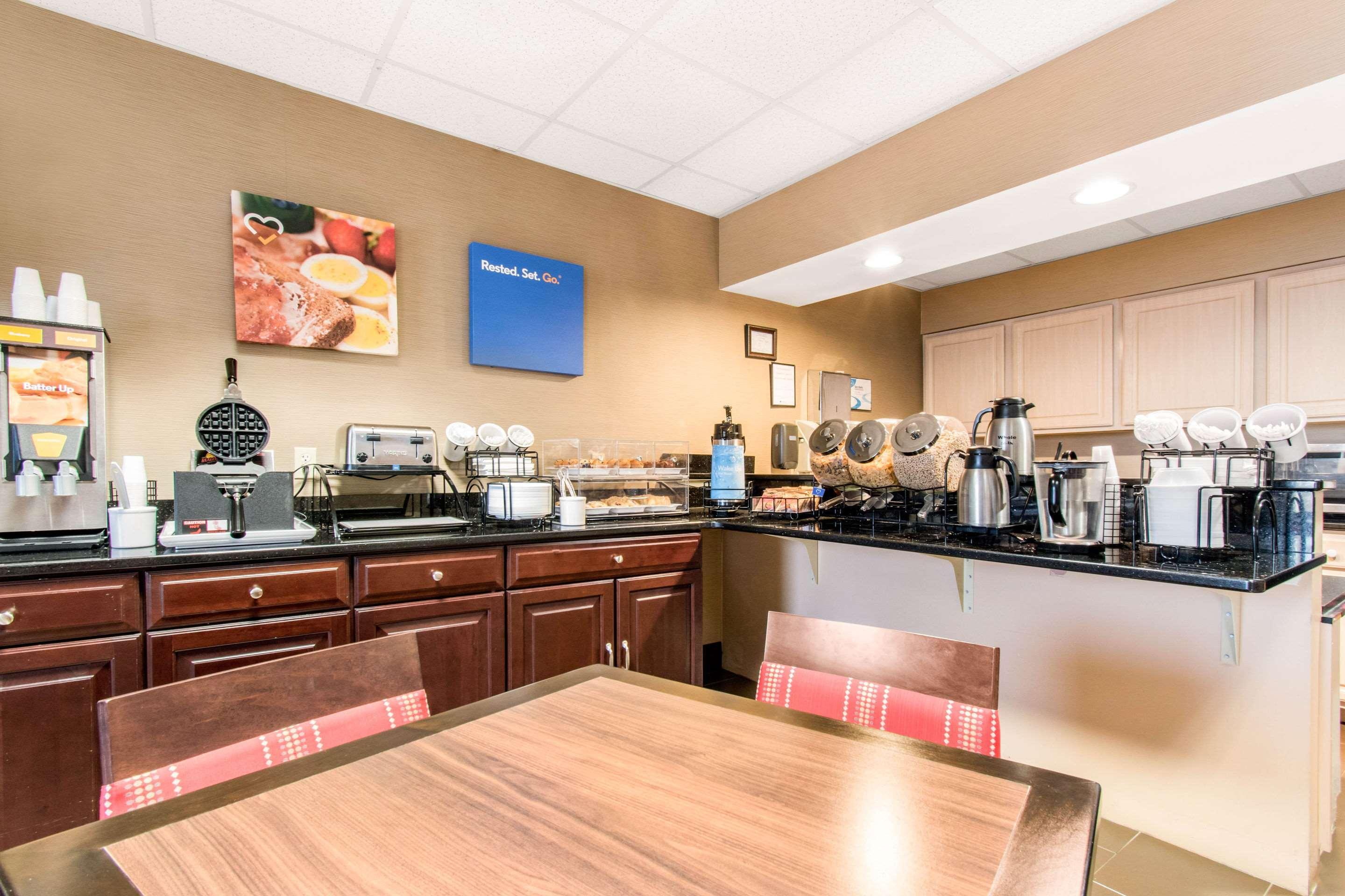 Comfort Inn Mechanicsburg - Harrisburg South Экстерьер фото